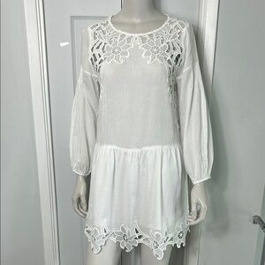 SANDRA PARIS Elegant 100% White Cotton Lace Mini Dress. STUNNING!